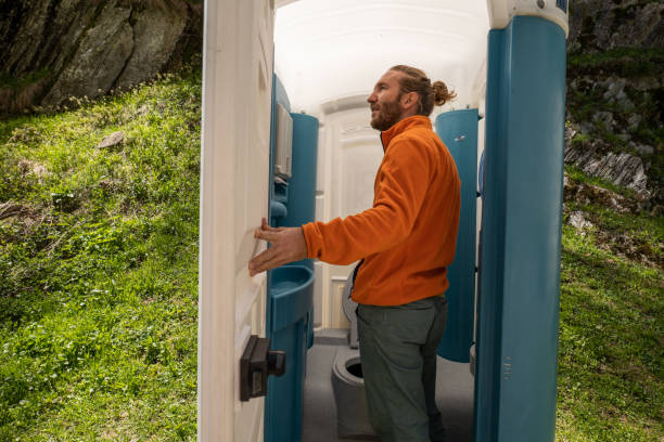 Best Luxury portable toilet rental  in Grafton, WV